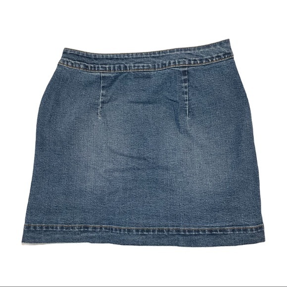 NWT MAISON JULES Denim Button Skirt - 6 - Picture 2 of 4
